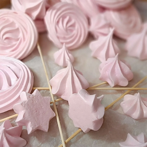 Meringues octobre rose